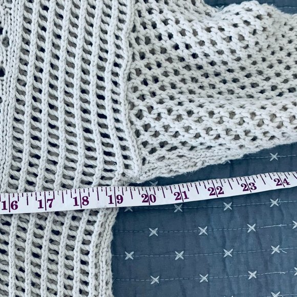 Chelsea & Theodore Loose Knit Crochet Summer Sweater - Picture 8 of 9